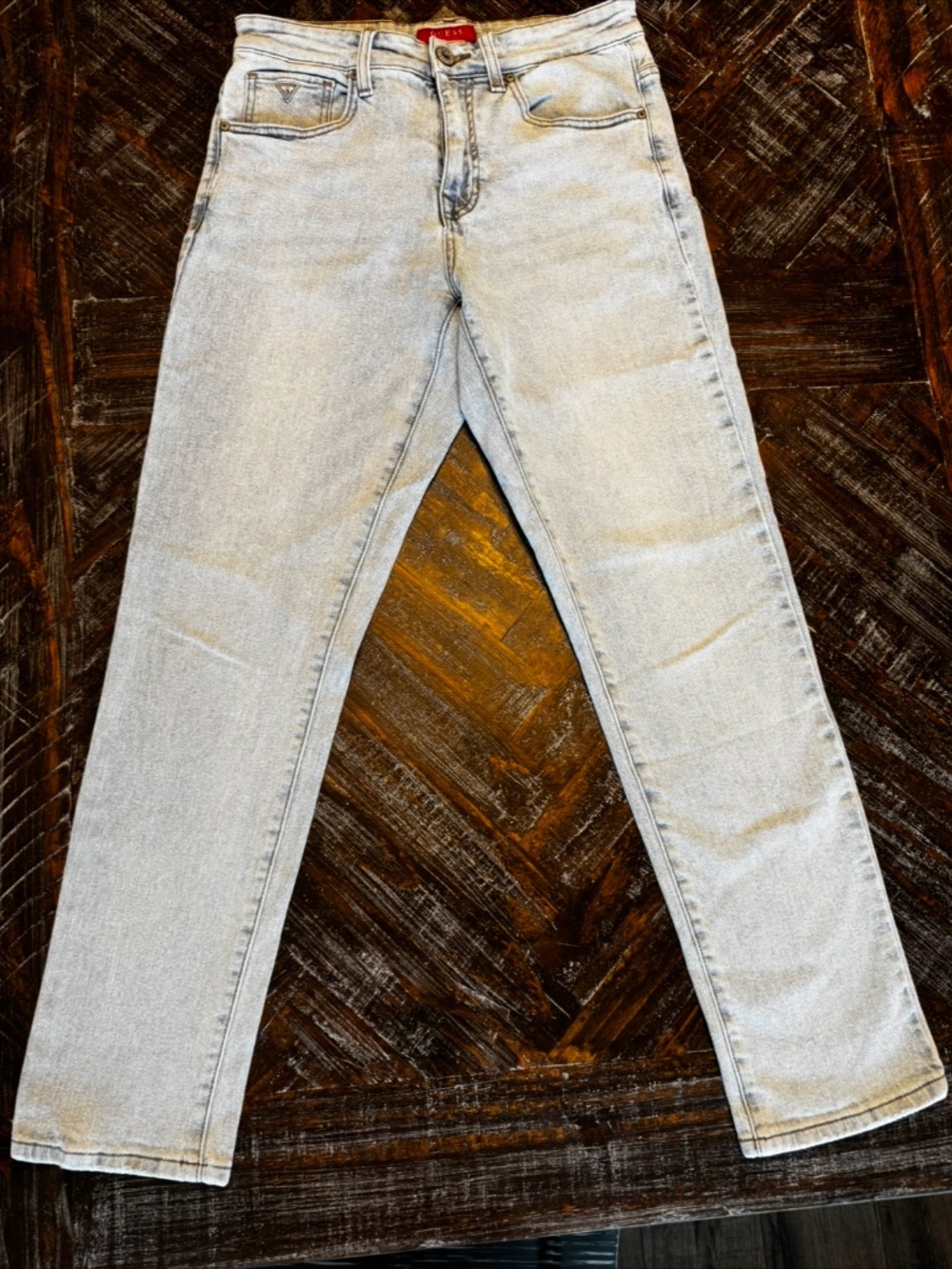 GUESS Los Angeles Light Wash Straight Leg Jeans Women’s Size 29 Distressed - Picture 1 of 12